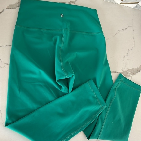 Lululemon Wunder Under Leggings High Rise Tight size 8 Cropped Inseam 23” Green - Picture 6 of 10